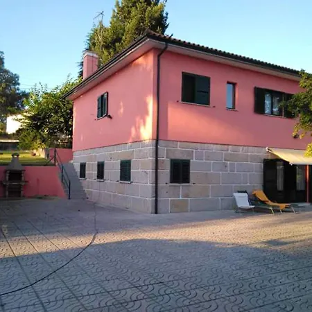 5 Bedrooms Villa With Private Pool Enclosed Garden And Wifi At Valenca Villa Valinha