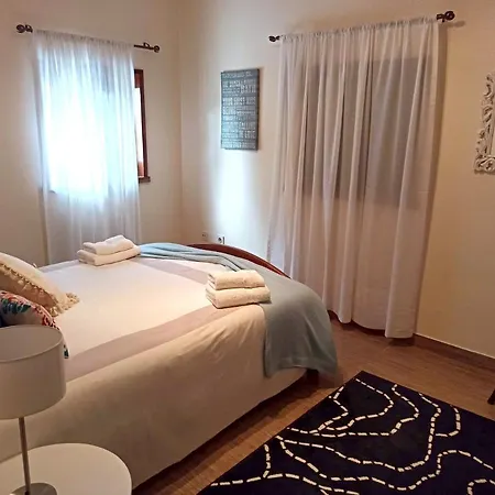 5 Bedrooms Villa With Private Pool Enclosed Garden And Wifi At Valenca Valinha